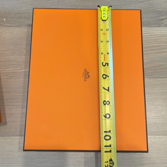 Auth. Set/ 3 Hermes boxes asst Sizes please see pics - Picture 4 of 11
